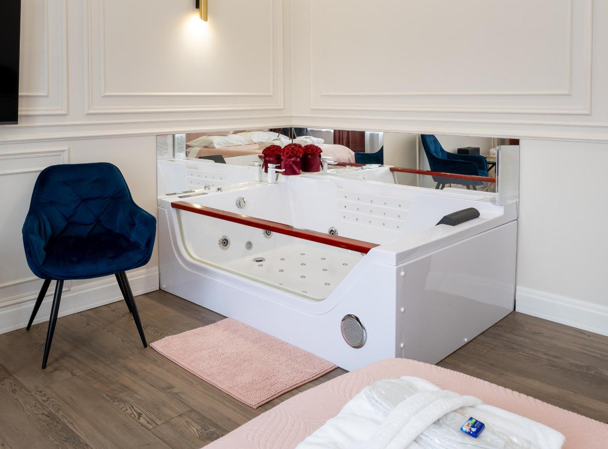 Apartament Glamour Prywatne Jacuzzi Starowislna Cracovia Esterno foto
